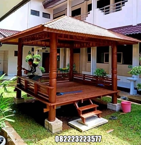 Gazebo Glugu Ukuran 3 Kali 3 Meter Untuk Taman Tengah Rumah